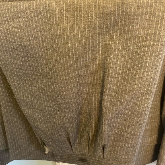 Women’s pen stripe suit - Picture 2 of 4